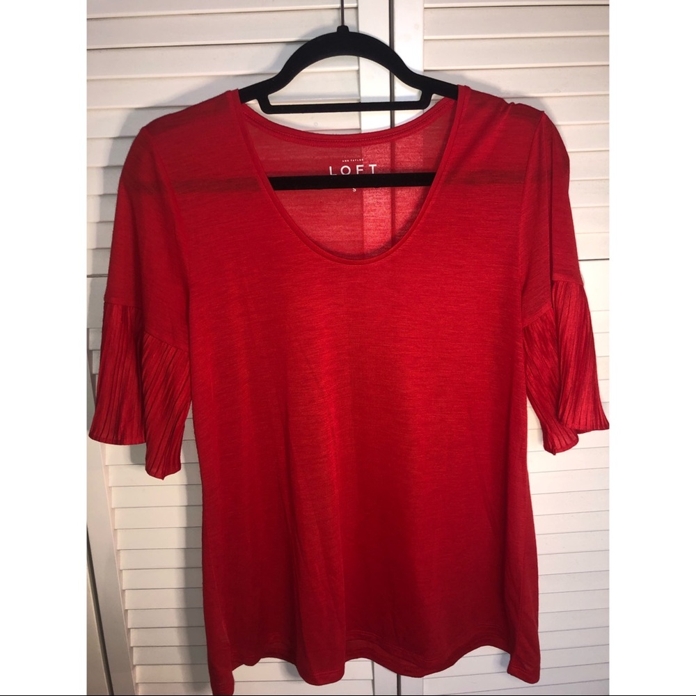 Red top - Picture 2 of 2